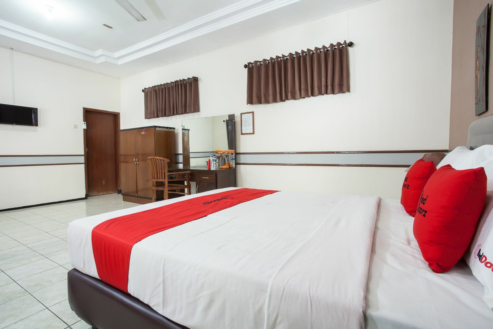 เรดดอร์ซ เนียร์ บาไล โกตา มาลัง Hotel มะลัง ภายนอก รูปภาพ